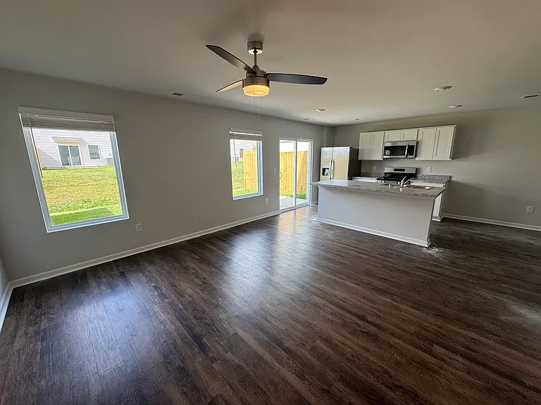 173 Driftwood Ln — Photo 6