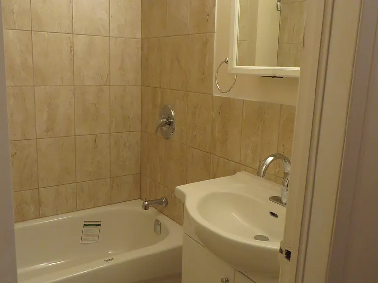 172 Humbercrest Blvd — Photo 14