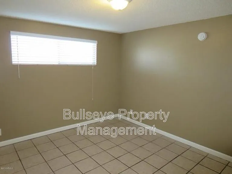 1901 S Farmer Ave #1901 — Photo 23