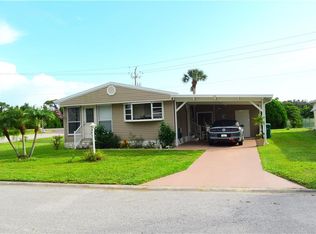 901 Laurel Cir, Barefoot Bay, FL 32976