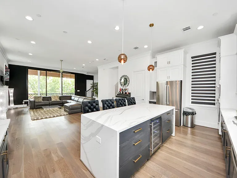8724 Oak Kolbe Ln — Photo 21