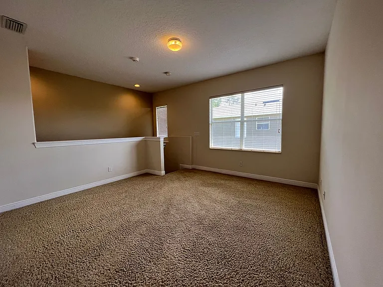 630 Broadoak Loop — Photo 14