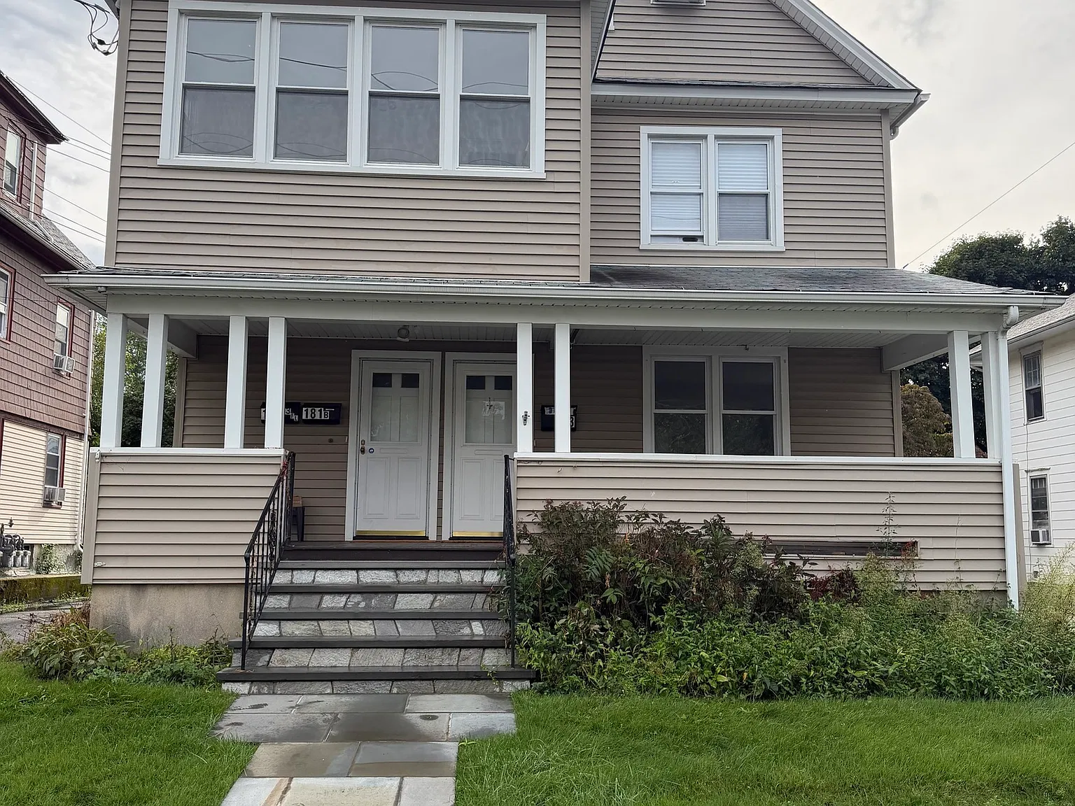 2 bed, 1.0 bath, 1000 sqft, $2,300 — Photo 1