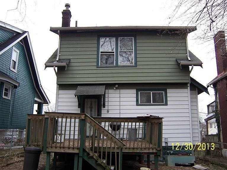 2nd image of 2019 Highland Ave