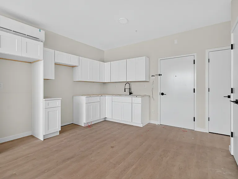 5220 Main St — Photo 1