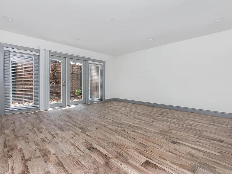 The Dawson at Stratford Apartments — Photo 97