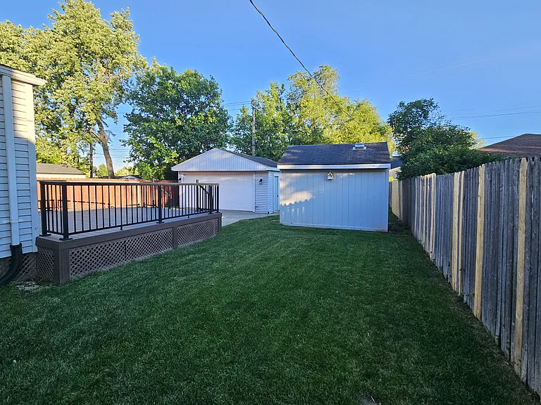 1608 Bauman Ave — Photo 25