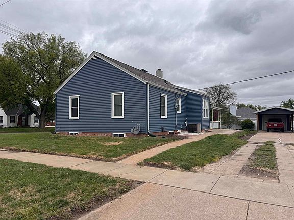 2nd image of 800 N Baltimore Ave