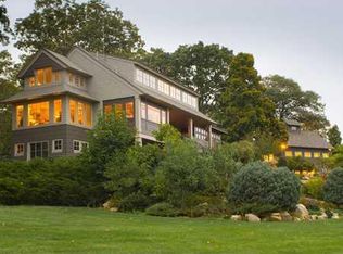 6 Seapoint Rd, Kittery, ME 03904