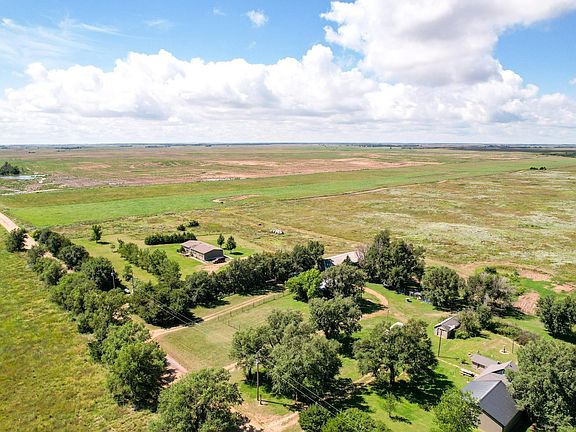 3rd image of 22428 49th Ave