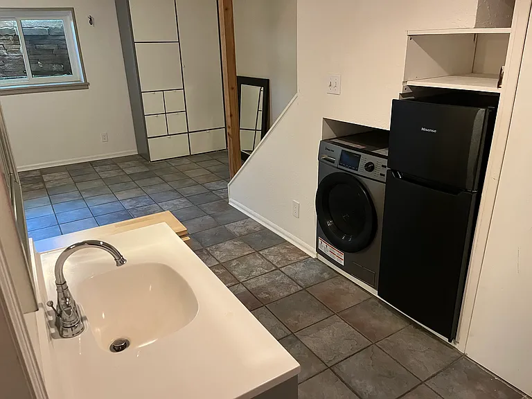Washer/dryer combo, mini fridge and freezer