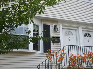 11 Rockaway Ln, Arlington, MA 02474