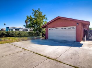 709 S Midway Dr, Escondido, CA 92027