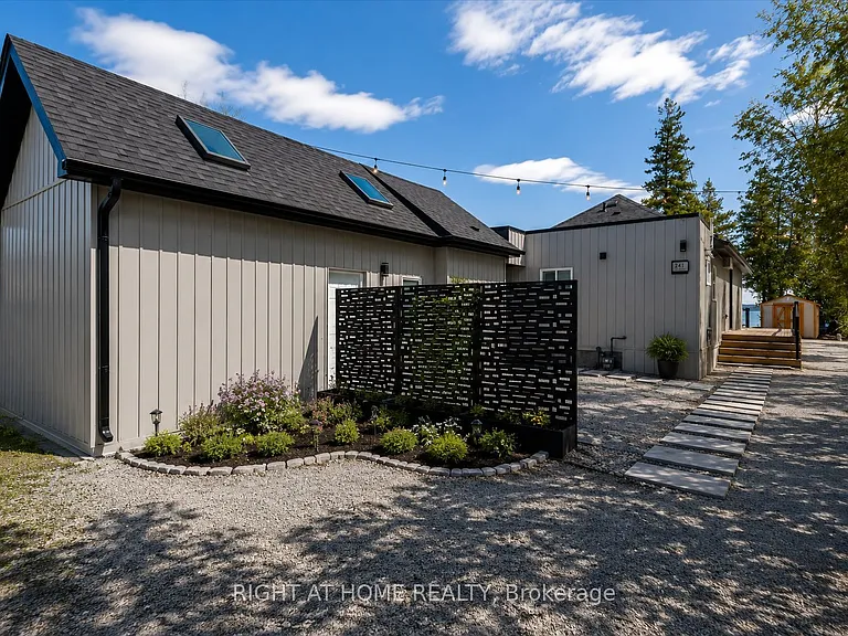 241 Rockaway Beach Pl — Photo 2