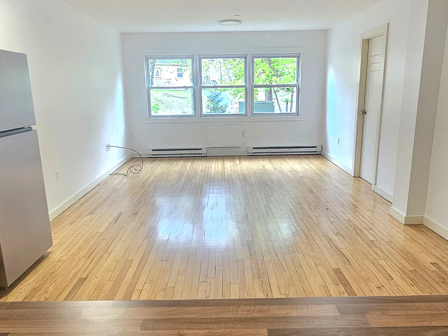 3 bed, $1,750 — Photo 3
