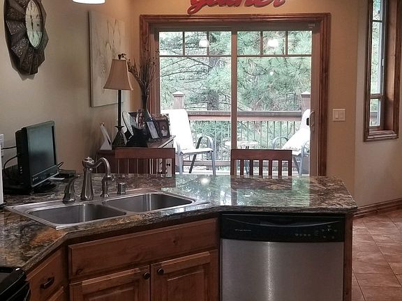 5th image of 10663 Coulter Pine St