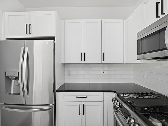 3rd image of 2301 Frankford Ave Floor 3