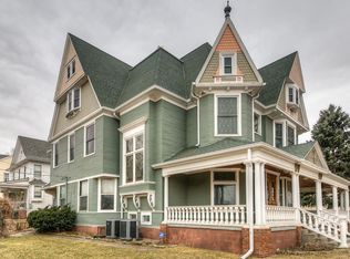203 Bluff St, Council Bluffs, IA 51503