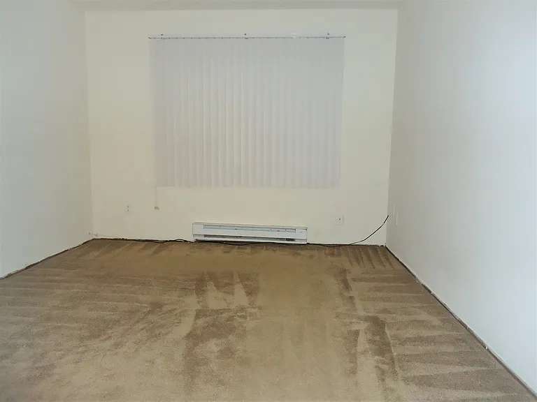 195 E Reed St #4 — Photo 10