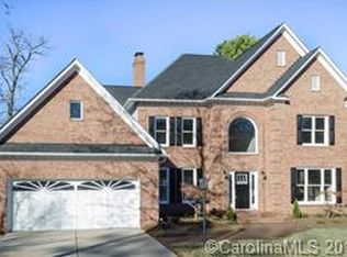 5000 Downing Creek Dr, Charlotte, NC 28269