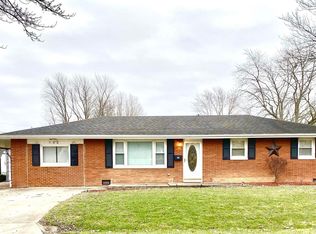 202 N Allen Rd, Muncie, IN 47303