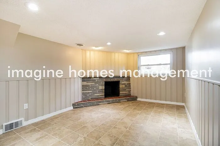 607 W Kemper Rd — Photo 15