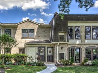 19 Valleybrook Dr, Lancaster, PA 17601