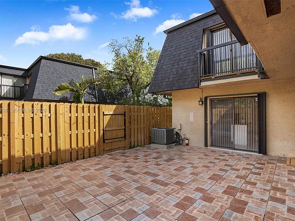4th image of 13993 SW 94th Circle Ln #3-101