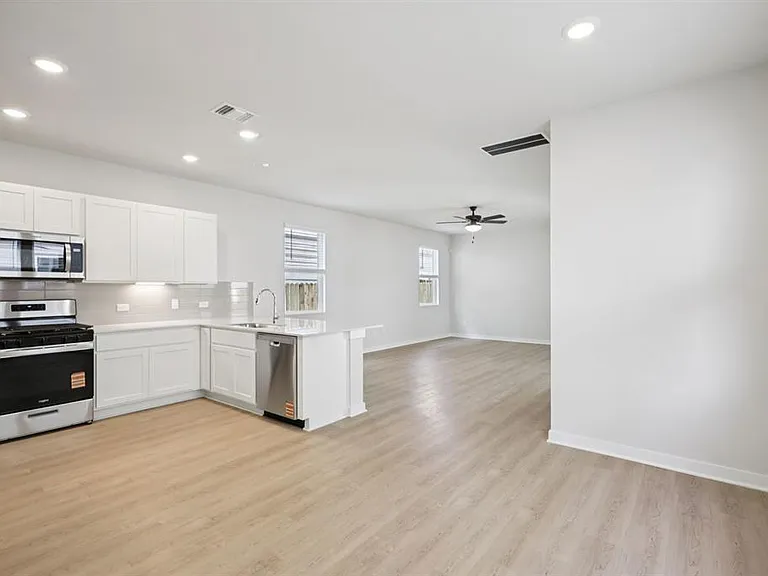 2058 Alice Jay Way — Photo 26