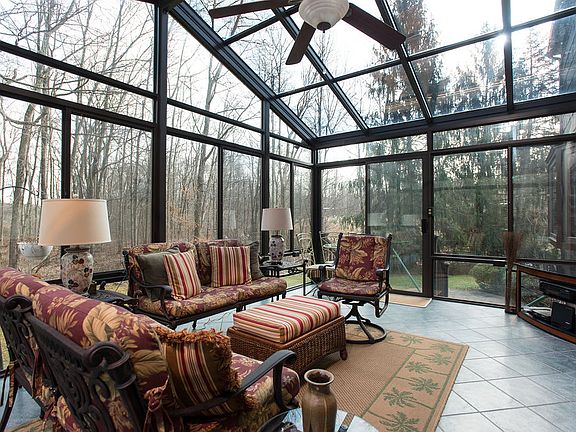 Gorgeous 4 season SUNROOM