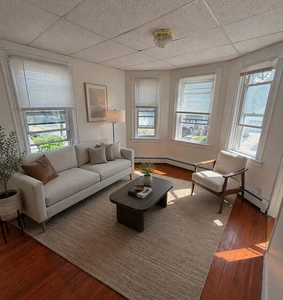767 Admiral St — Photo 4