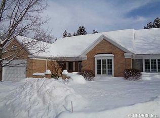 36 Woodbury Pl, Rochester, NY 14618