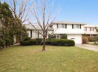 2133 Brandywine Dr, Euclid, OH