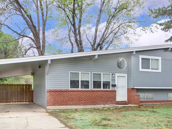 2710 N Arcadia St, Colorado Springs, CO 80907