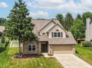 6338 Creekview Ln, Fishers, IN 46038