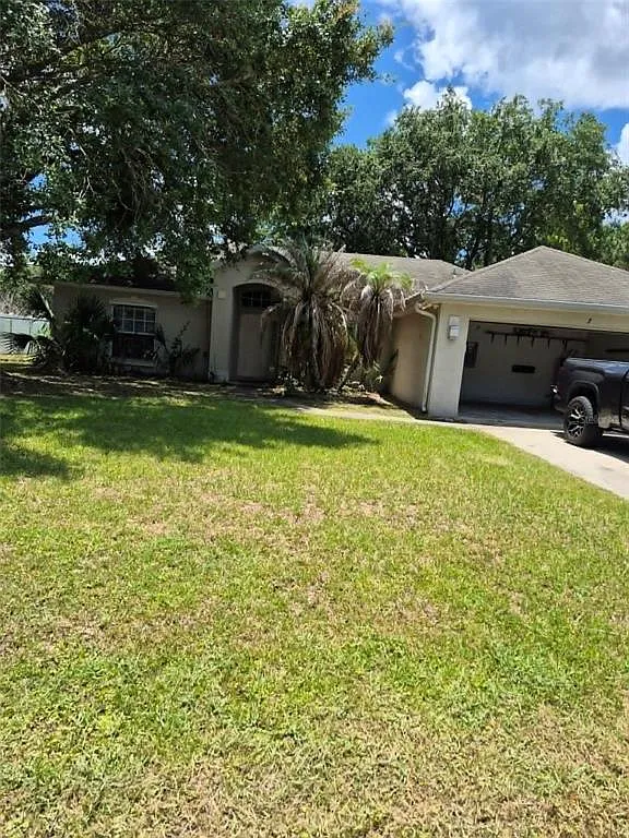4 bed, 2.0 bath, 1537 sqft, $1,850 — Photo 1