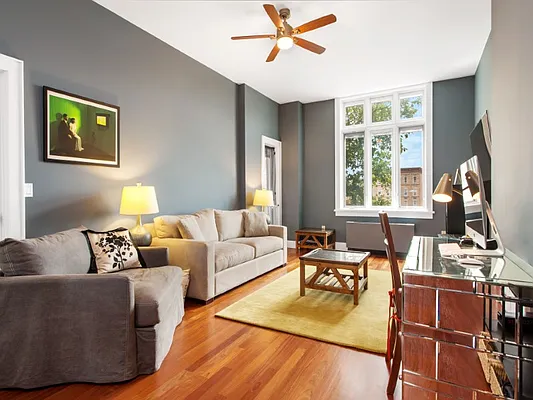 Sold by Sotheby's International Realty | media 1