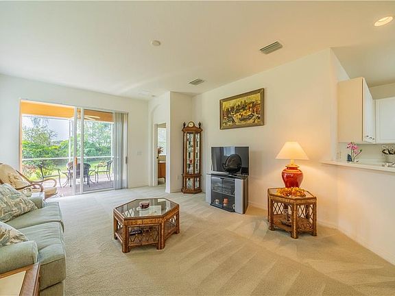 4th image of 2028 Sifield Greens Way