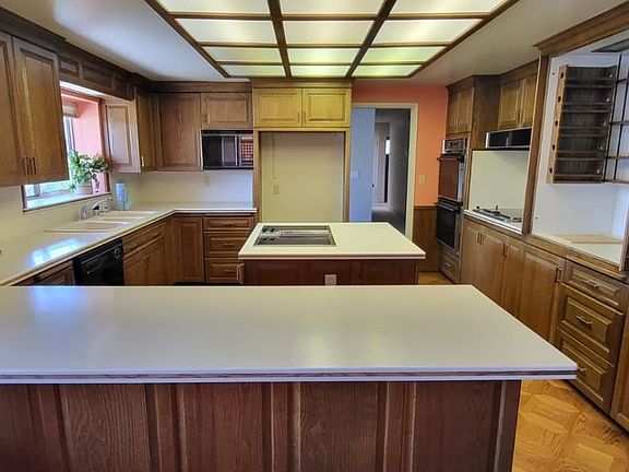 5th image of 905 Wycliffe Ct
