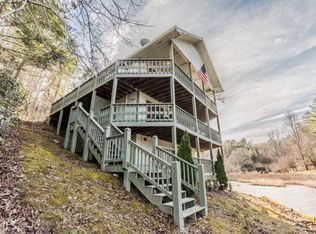 185 Sylvan Lake Dr, Rabun Gap, GA 30568