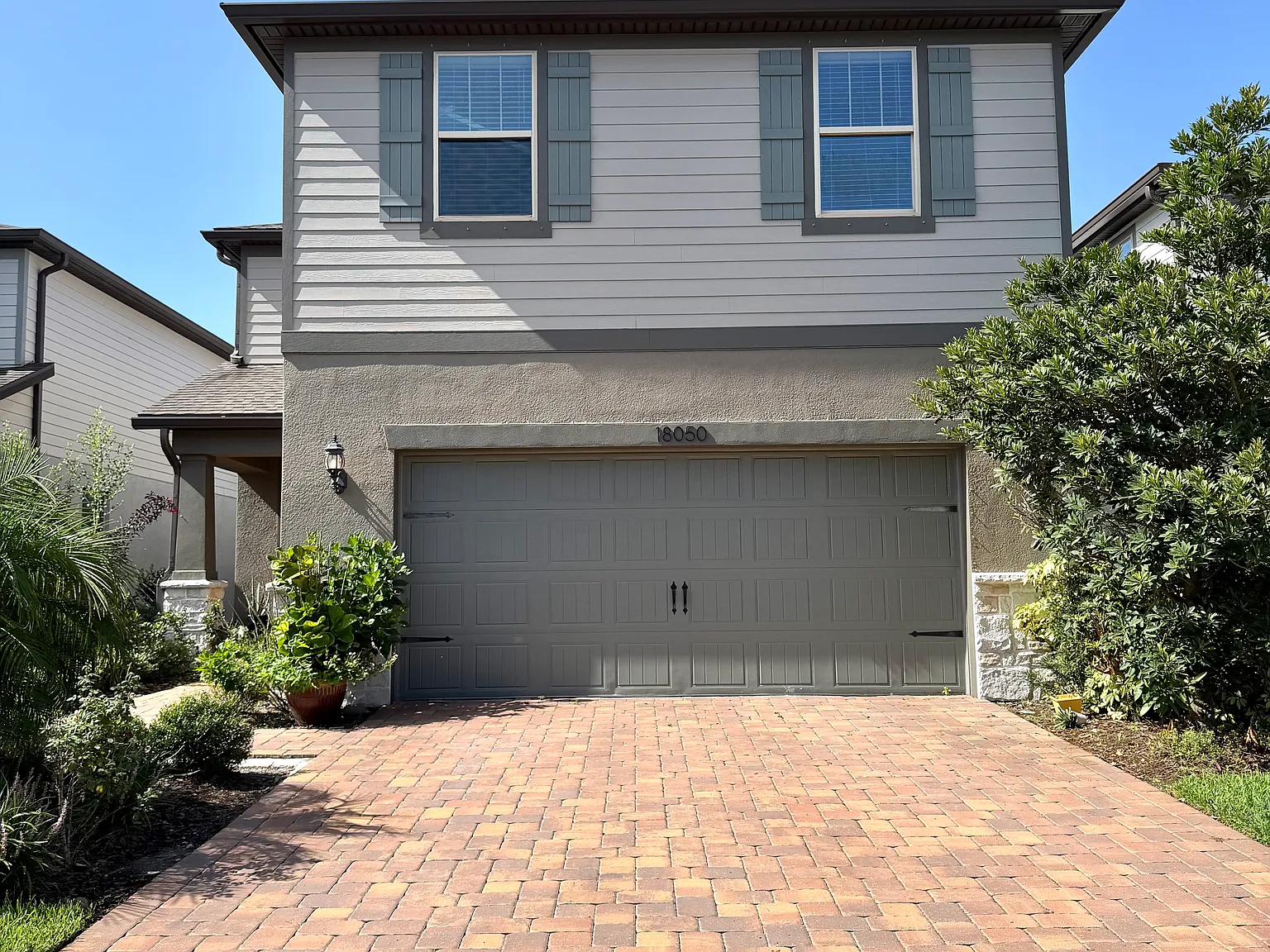 3 bed, 2470 sqft, $3,200 — Photo 1
