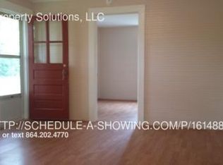 518 W Gap Creek Rd, Greer, SC 29651