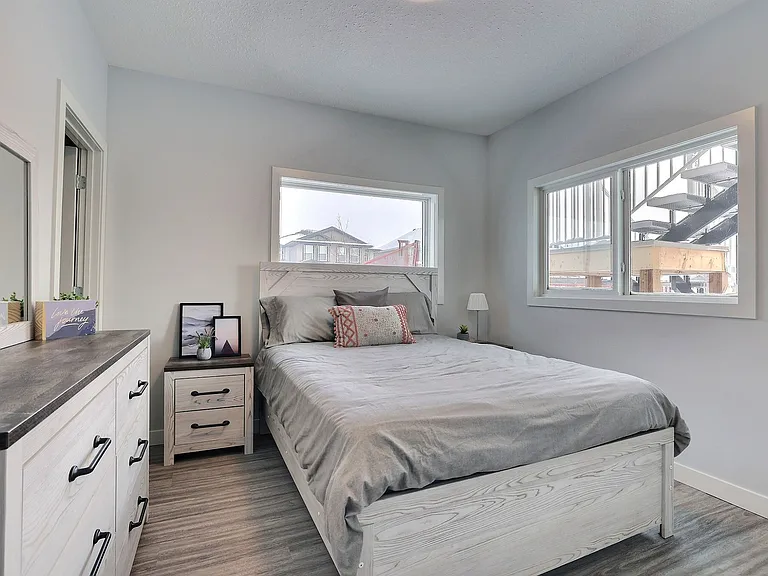 5111 E Primrose Green Dr — Photo 15