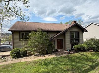 1041 Edgewood Dr, Chillicothe, OH