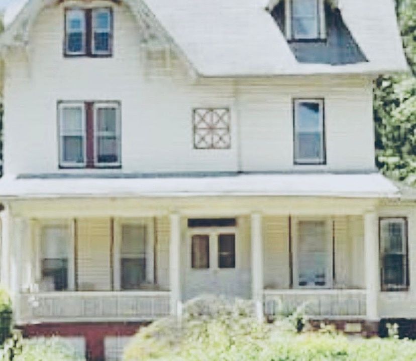 1st image of 249 Midland Ave