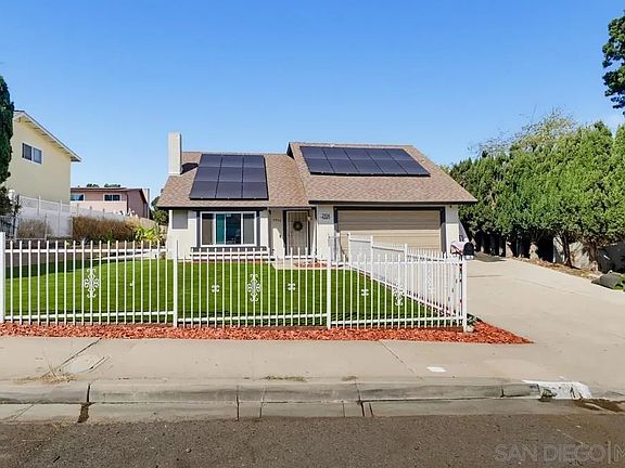 2nd image of 7934 Blossom Ln