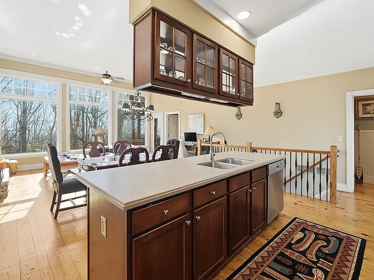 425 Sanderlin Mountain Dr — Photo 18