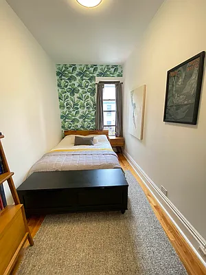 Rented by Harris Philip NYC | media 38