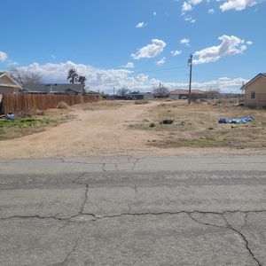 Holly Ave, California City, CA, 93505
