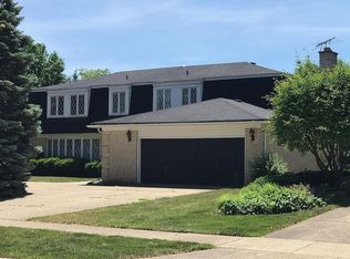 3529 Prestwick Ln, Northbrook, IL